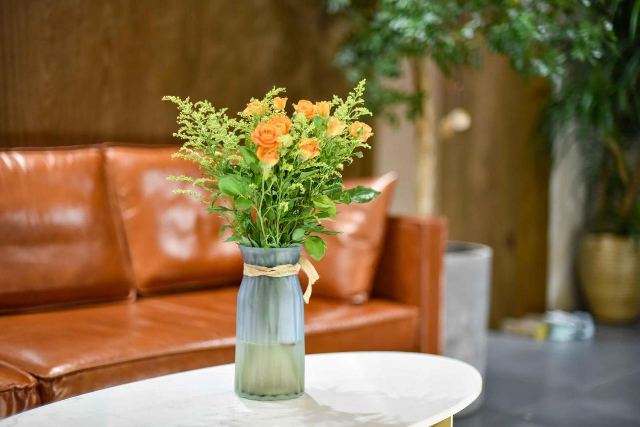 Xingshe Alley Courtyard Hotel Beijing Wangfujing Forbidden City Branch - Breakfast Included & English Speaking Reception & Free Wifi And Laundry Room & Hutong Culture & Cat-Keeping & Flower-Growing Terrace & One Day Tour Service & Free Coffee Екстериор снимка