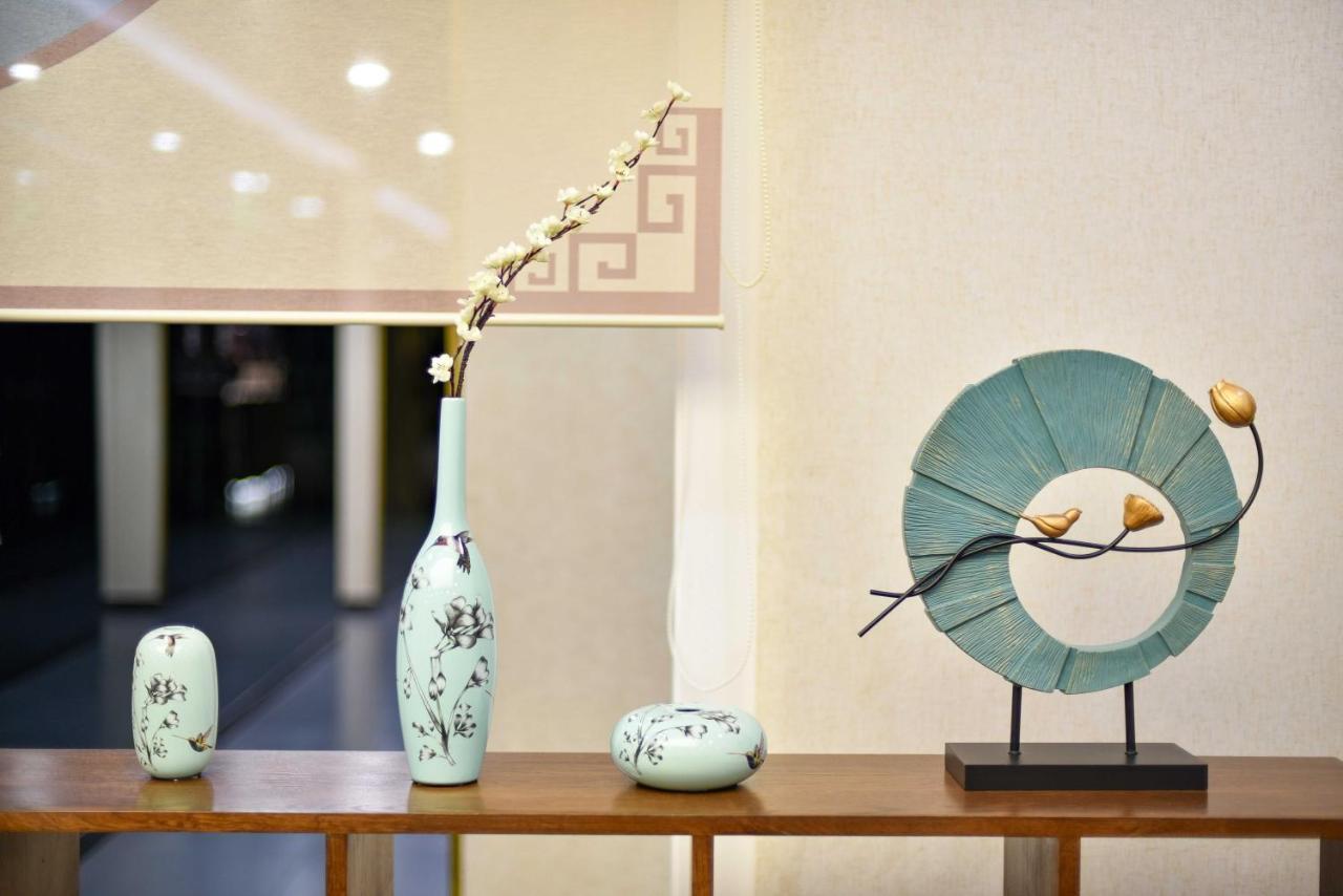 Xingshe Alley Courtyard Hotel Beijing Wangfujing Forbidden City Branch - Breakfast Included & English Speaking Reception & Free Wifi And Laundry Room & Hutong Culture & Cat-Keeping & Flower-Growing Terrace & One Day Tour Service & Free Coffee Екстериор снимка