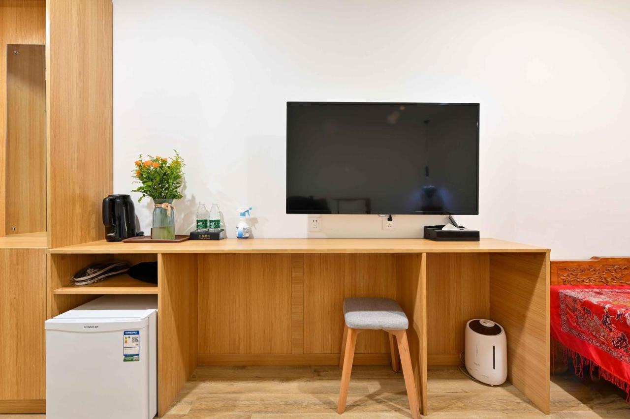 Xingshe Alley Courtyard Hotel Beijing Wangfujing Forbidden City Branch - Breakfast Included & English Speaking Reception & Free Wifi And Laundry Room & Hutong Culture & Cat-Keeping & Flower-Growing Terrace & One Day Tour Service & Free Coffee Екстериор снимка